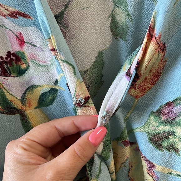 Cute summer, dressy romper - Picture 6 of 7